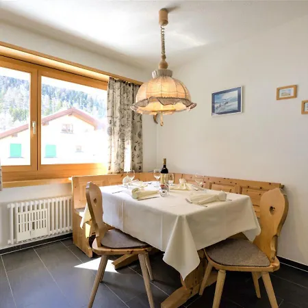 Chesa Islas By Interhome Appartamento