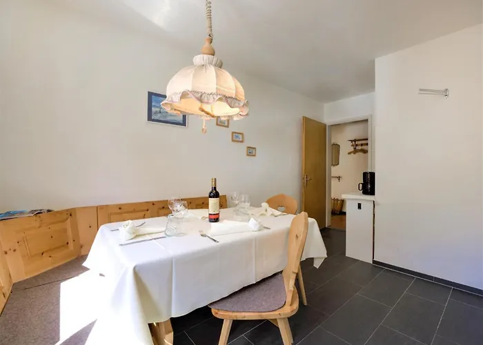 Apartamento Chesa Islas By Interhome