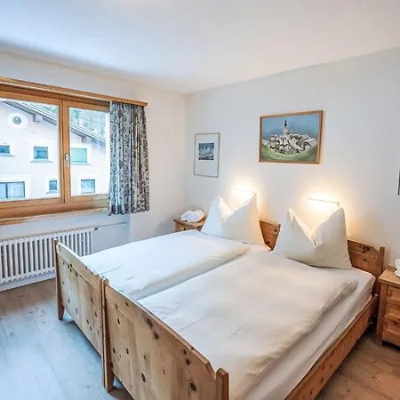 Chesa Islas By Interhome Pontresina